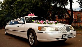 Свадебный лимузин Lincoln Limousine Towncar № С5256, белый